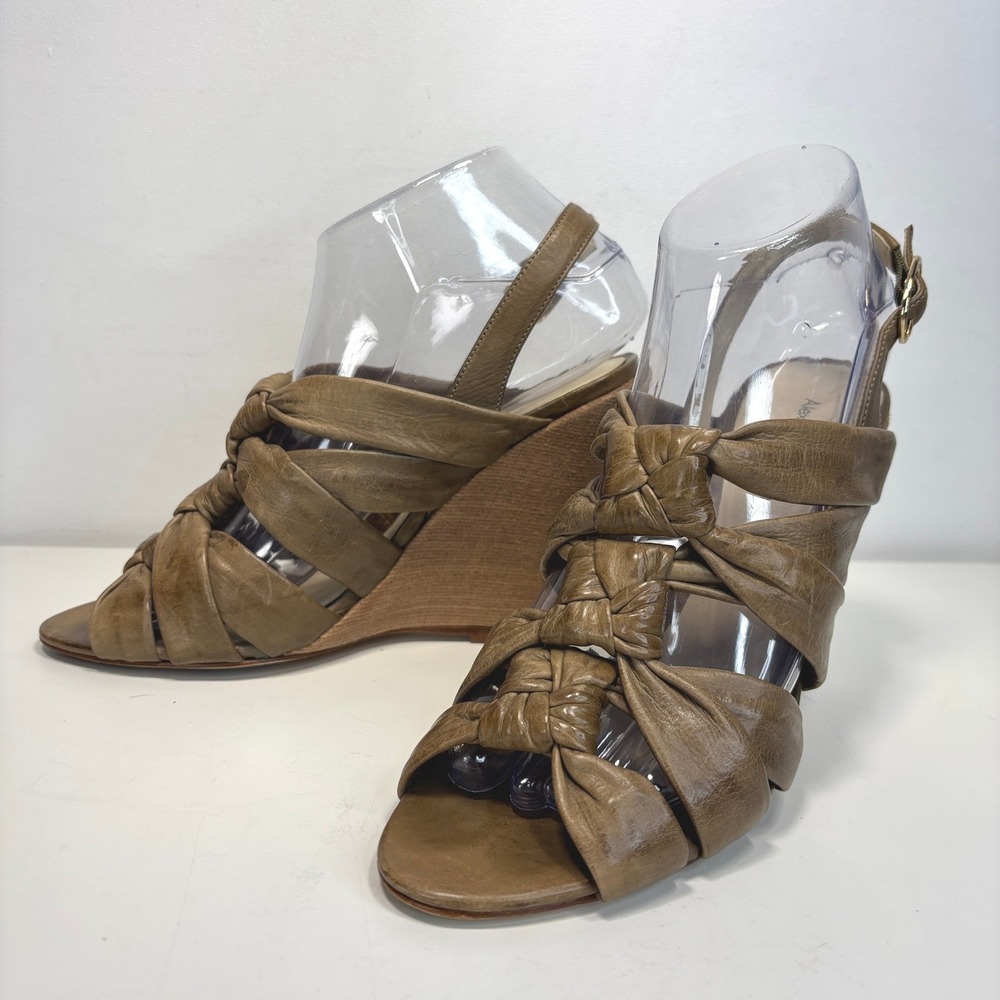 Alexandre Birman Taupe Distressed Knotted Leather Slingback Wedge Sandals Size 8 - Picture 4 of 10
